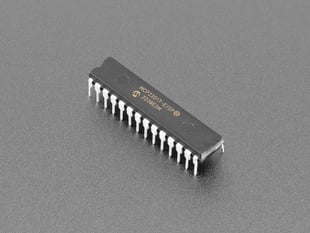 Angled shot of MCP23017 i2c 16 input/output port expander.